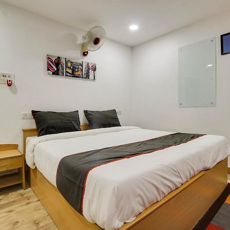 Oyo 2794 Hotel Plaza Inn กูวาฮาติ ภายนอก รูปภาพ
