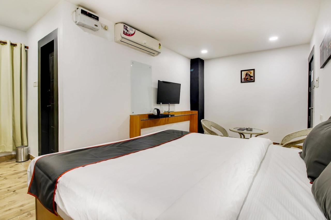 Oyo 2794 Hotel Plaza Inn กูวาฮาติ ภายนอก รูปภาพ